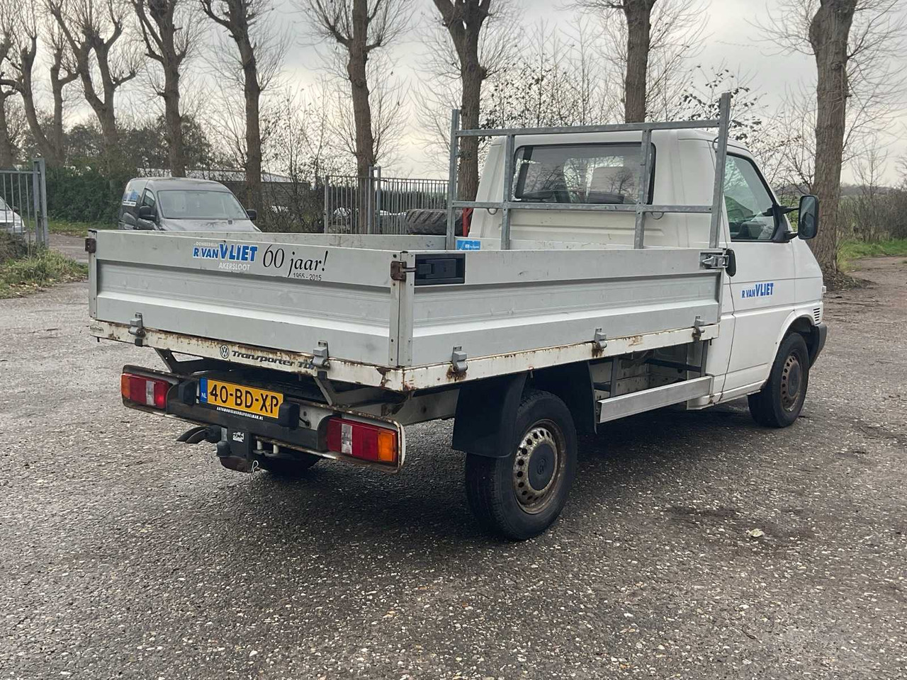 2002 VOLKSWAGEN TRANSPORTER 2.5 TDI 292 COMMERCIAL VEHICLE - Dostavno vozilo: slika 3 2002 VOLKSWAGEN TRANSPORTER 2.5 TDI 292 COMMERCIAL VEHICLE - Dostavno vozilo: slika 3