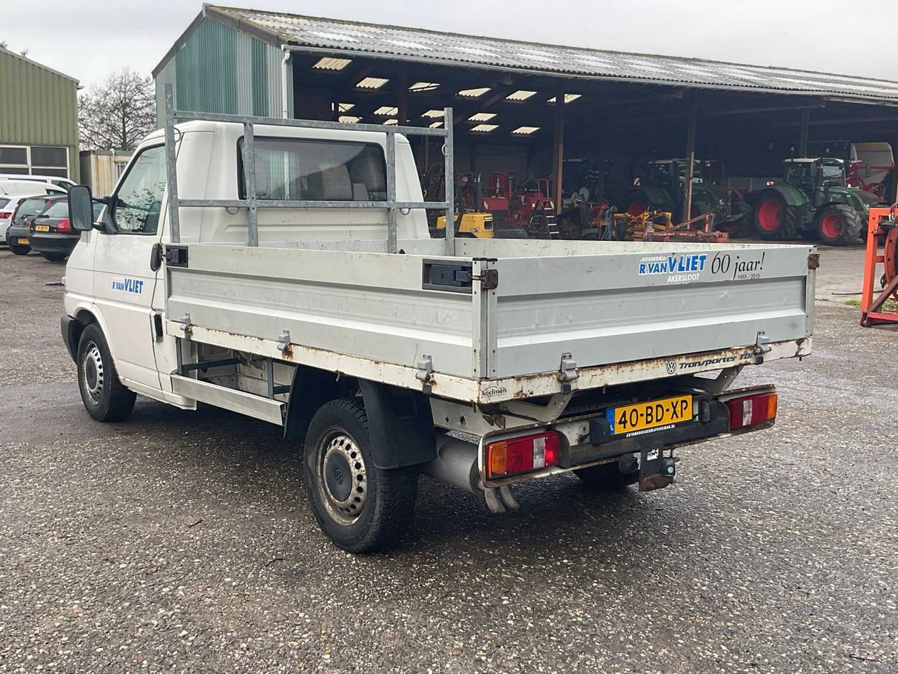 2002 VOLKSWAGEN TRANSPORTER 2.5 TDI 292 COMMERCIAL VEHICLE - Dostavno vozilo: slika 4 2002 VOLKSWAGEN TRANSPORTER 2.5 TDI 292 COMMERCIAL VEHICLE - Dostavno vozilo: slika 4