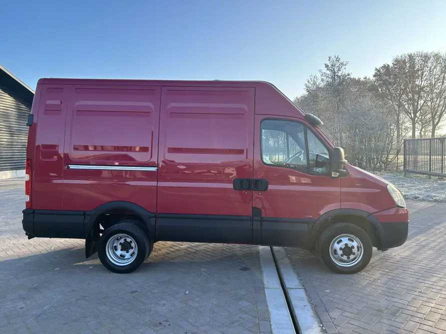 2008 IVECO DAILY 50C18 COMMERCIAL VEHICLE - Dostavno vozilo: slika 4 2008 IVECO DAILY 50C18 COMMERCIAL VEHICLE - Dostavno vozilo: slika 4