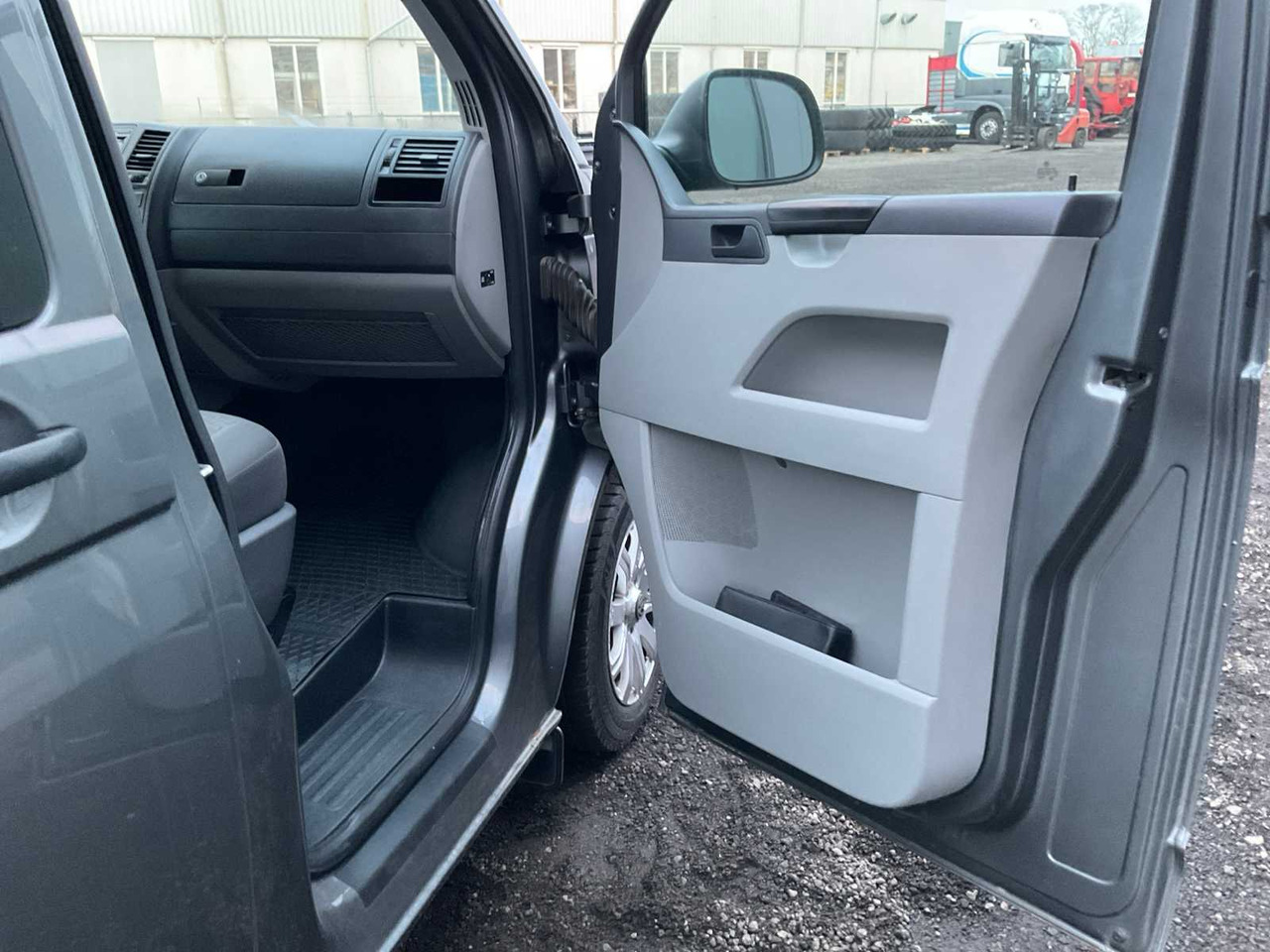 Dostavno vozilo 2012 VOLKSWAGEN TRANSPORTER COMMERCIAL VEHICLE: slika 20