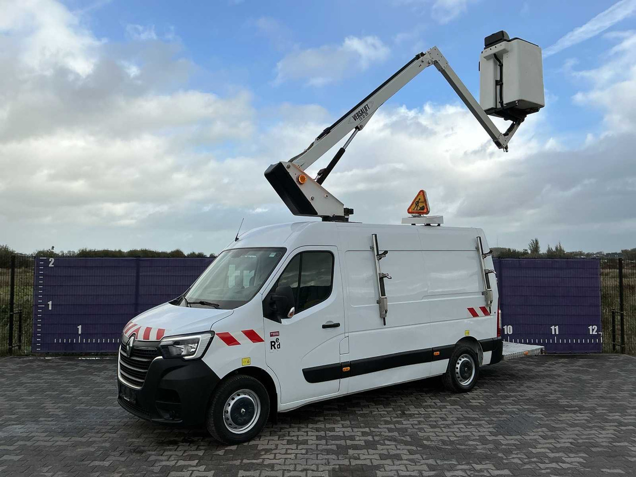 2020 - RENAULT - MASTER - T35 2.3 DCI L2H2 - COMMERCIAL VEHICLE/TRUCK-MOUNTED AERIAL PLATFORM 12.5M - Dostavno vozilo: slika 5 2020 - RENAULT - MASTER - T35 2.3 DCI L2H2 - COMMERCIAL VEHICLE/TRUCK-MOUNTED AERIAL PLATFORM 12.5M - Dostavno vozilo: slika 5