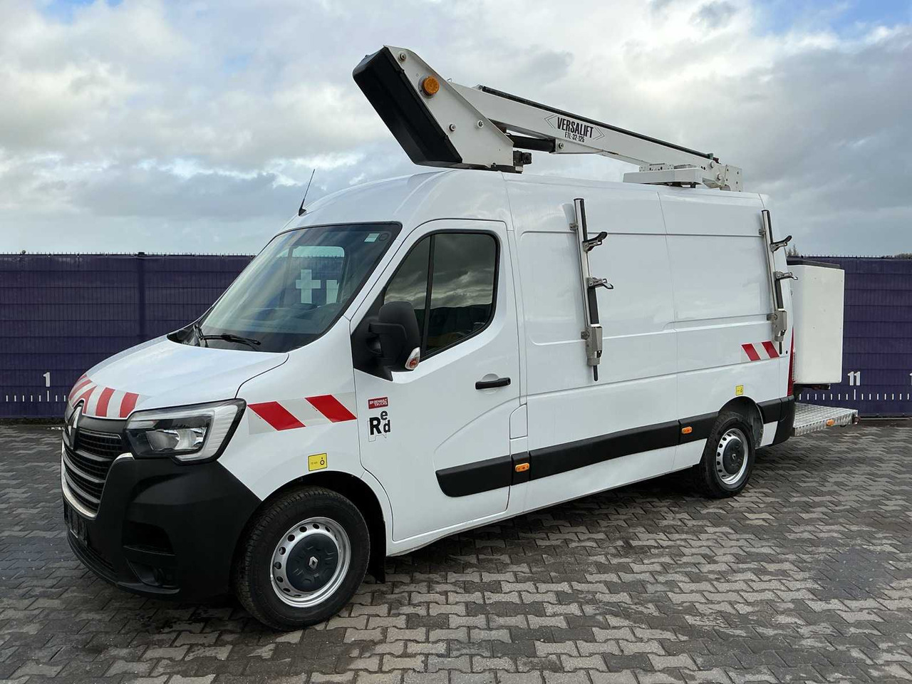 2020 - RENAULT - MASTER - T35 2.3 DCI L2H2 - COMMERCIAL VEHICLE/TRUCK-MOUNTED AERIAL PLATFORM 12.5M - Dostavno vozilo: slika 1 2020 - RENAULT - MASTER - T35 2.3 DCI L2H2 - COMMERCIAL VEHICLE/TRUCK-MOUNTED AERIAL PLATFORM 12.5M - Dostavno vozilo: slika 1