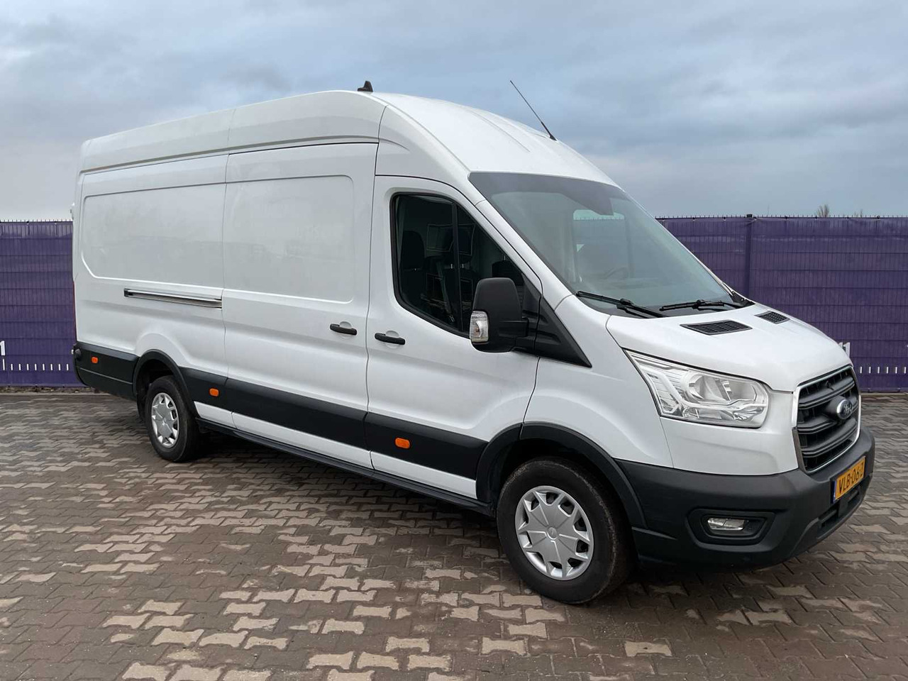 2021 - FORD - TRANSIT - 350 2.0 TDCI L4H3 TR - REFRIGERATED VAN - Dostavno vozilo: slika 2 2021 - FORD - TRANSIT - 350 2.0 TDCI L4H3 TR - REFRIGERATED VAN - Dostavno vozilo: slika 2