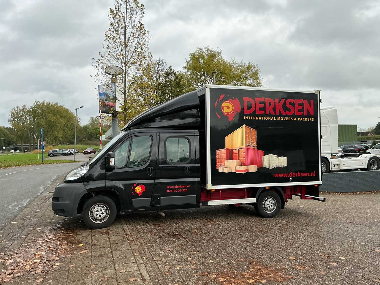 PEUGEOT BOXER 435 2.2 HDI L3H2 DC - Dostavno vozilo: slika 2 PEUGEOT BOXER 435 2.2 HDI L3H2 DC - Dostavno vozilo: slika 2