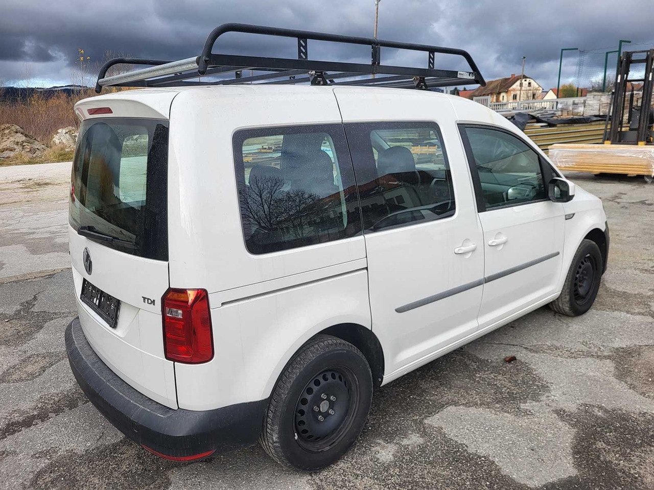 VW - 2018 - CADDY 2.0 TDI - VAN - Dostavno vozilo: slika 5 VW - 2018 - CADDY 2.0 TDI - VAN - Dostavno vozilo: slika 5