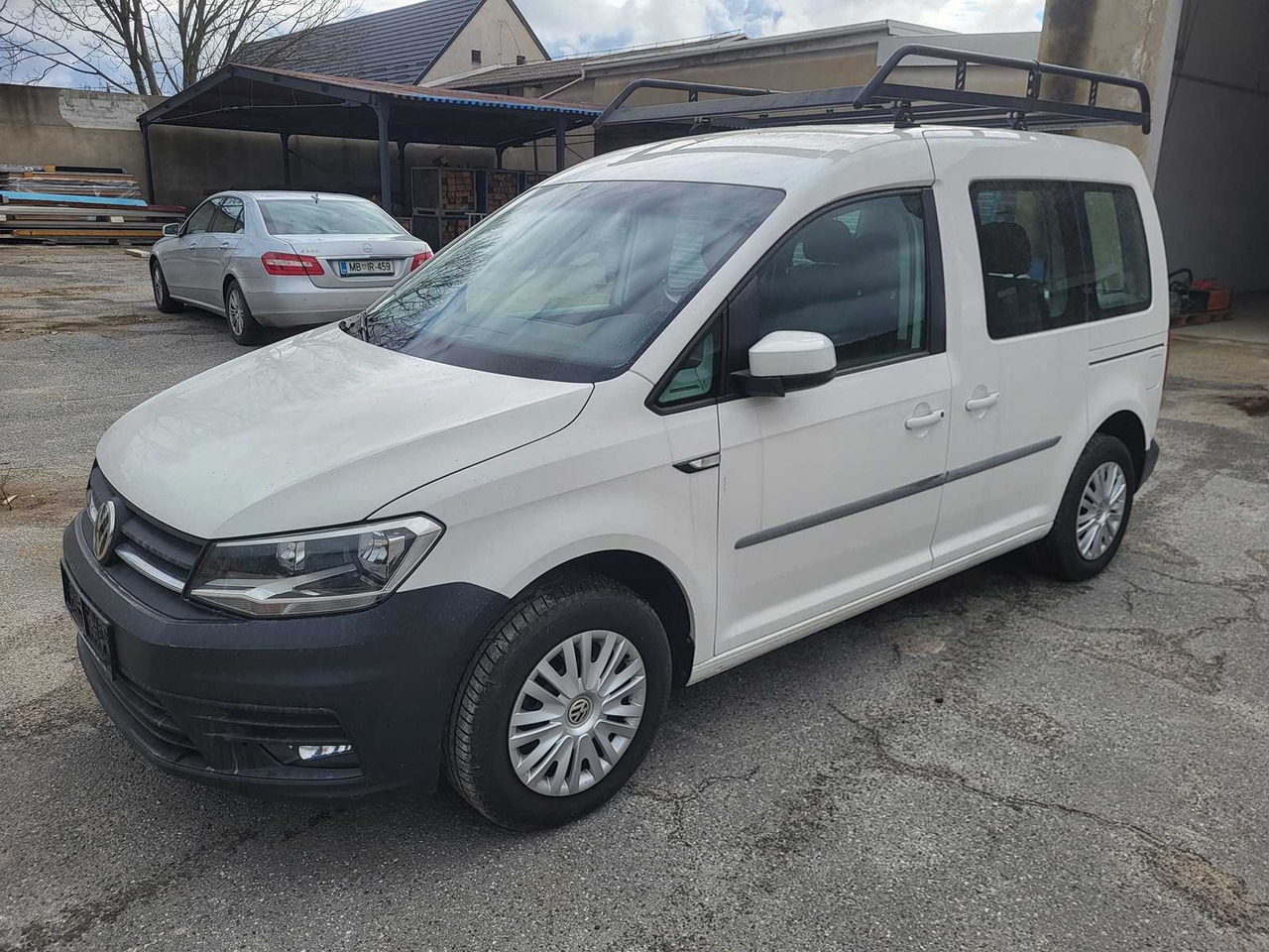VW - 2018 - CADDY 2.0 TDI - VAN - Dostavno vozilo: slika 1 VW - 2018 - CADDY 2.0 TDI - VAN - Dostavno vozilo: slika 1