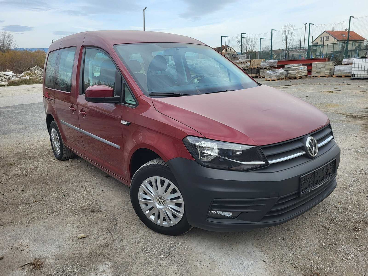 VW - CADDY 2.0 TDI - VAN - Dostavno vozilo: slika 3 VW - CADDY 2.0 TDI - VAN - Dostavno vozilo: slika 3