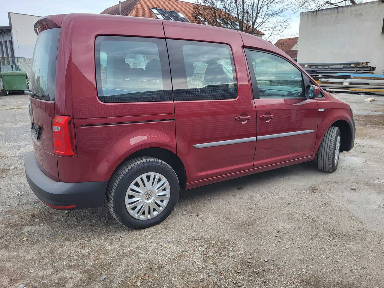 VW - CADDY 2.0 TDI - VAN - Dostavno vozilo: slika 4 VW - CADDY 2.0 TDI - VAN - Dostavno vozilo: slika 4