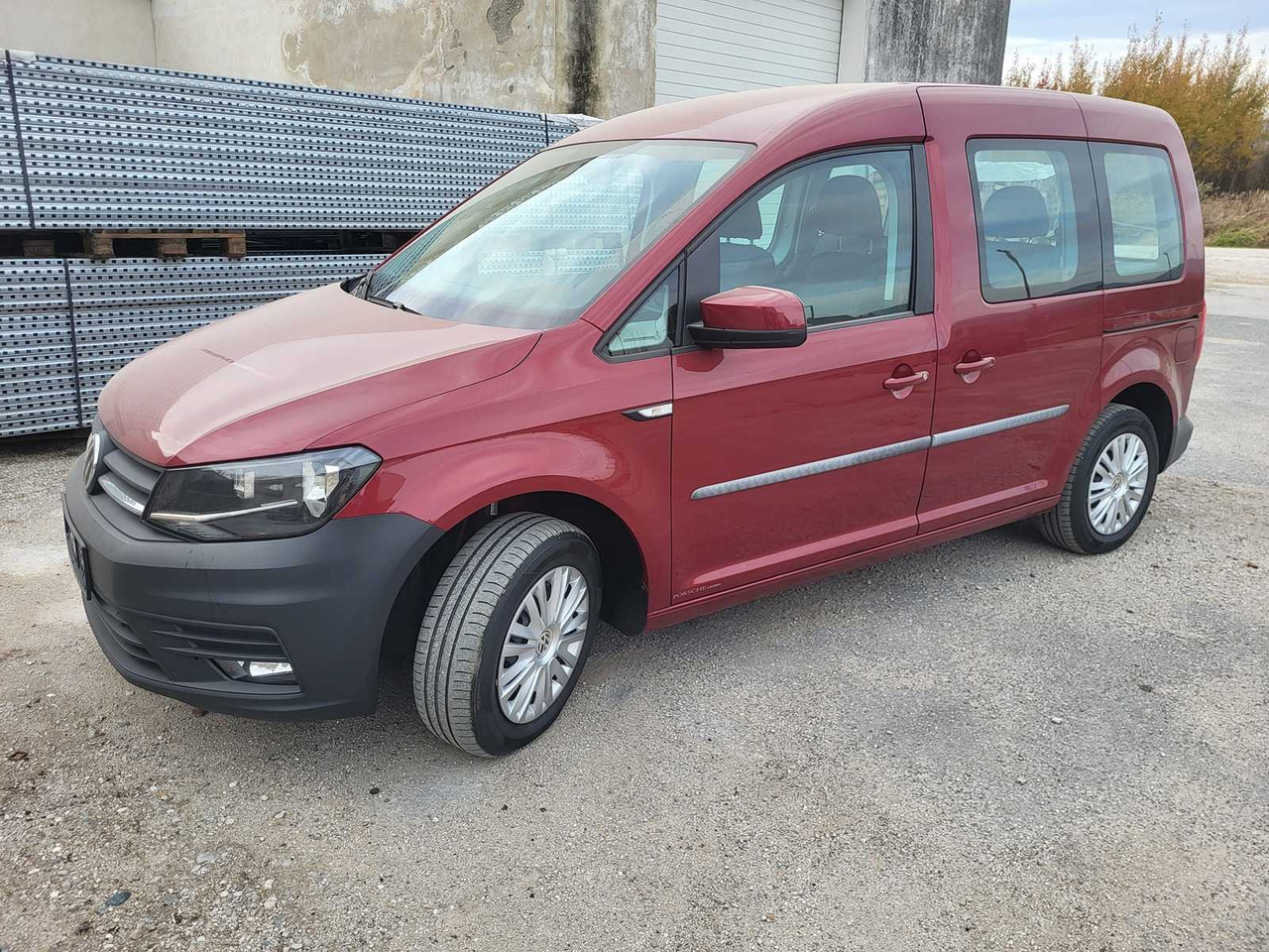 VW - CADDY 2.0 TDI - VAN - Dostavno vozilo: slika 1 VW - CADDY 2.0 TDI - VAN - Dostavno vozilo: slika 1