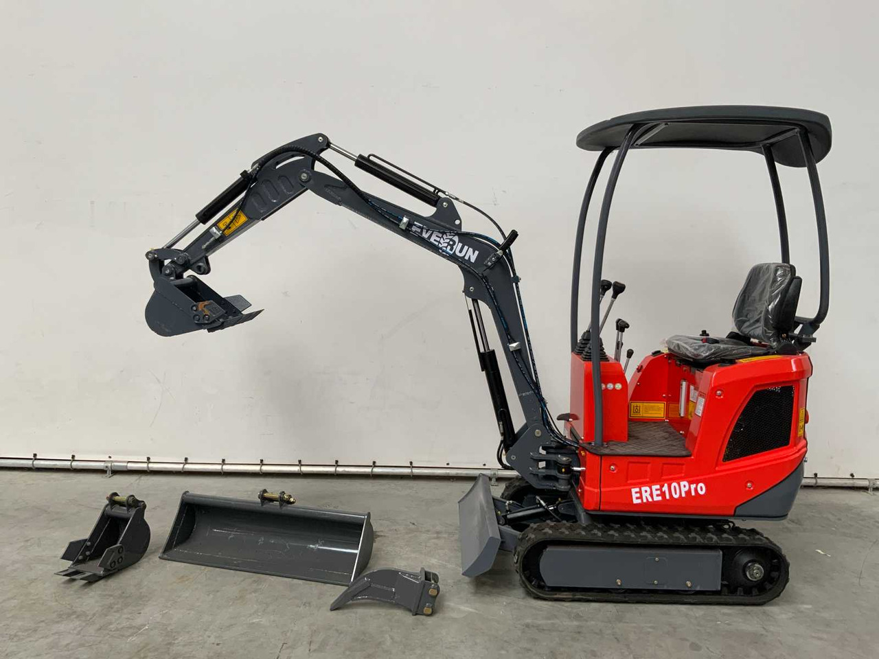 EVERUN - 2025 - ERE10PRO - MINI EXCAVATOR - Mini bager: slika 2 EVERUN - 2025 - ERE10PRO - MINI EXCAVATOR - Mini bager: slika 2