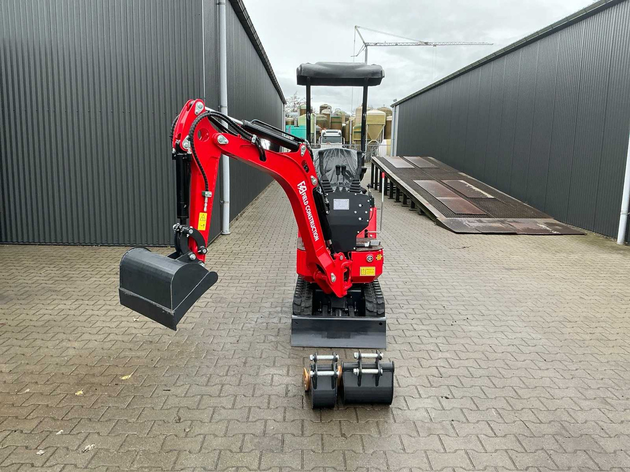 FIELD CONSTRUCTION HFT12 MINI EXCAVATOR - Mini bager: slika 4 FIELD CONSTRUCTION HFT12 MINI EXCAVATOR - Mini bager: slika 4