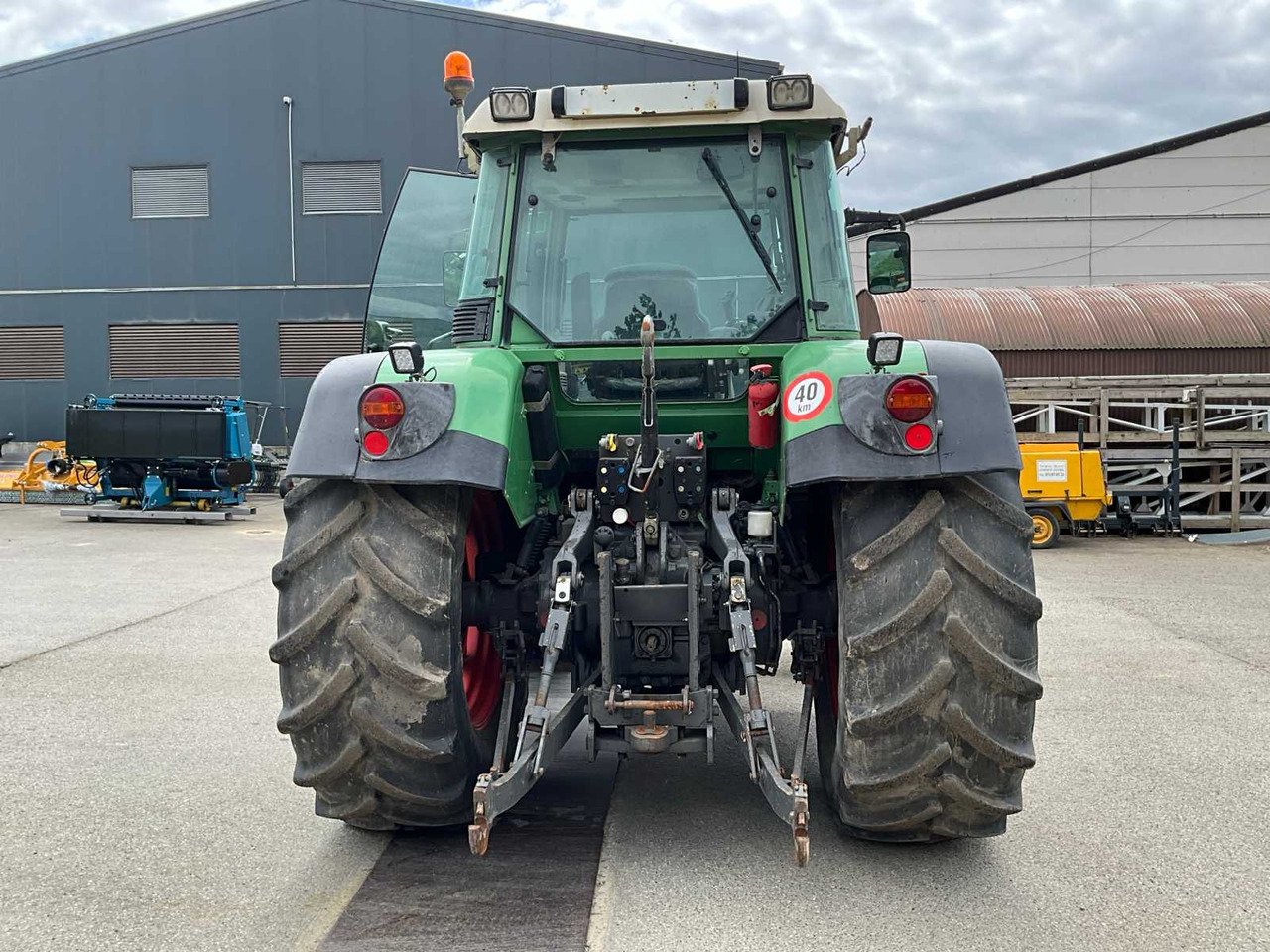 Fendt FENDT 716 Vario - Traktor: slika 4 Fendt FENDT 716 Vario - Traktor: slika 4