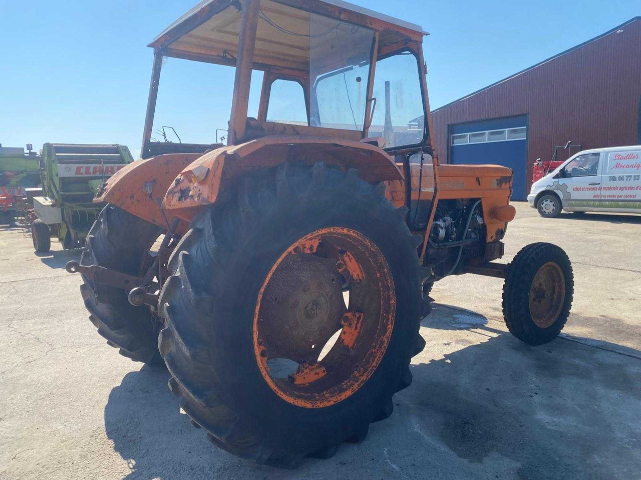 Fiat 750 - Komunalni traktor: slika 3 Fiat 750 - Komunalni traktor: slika 3