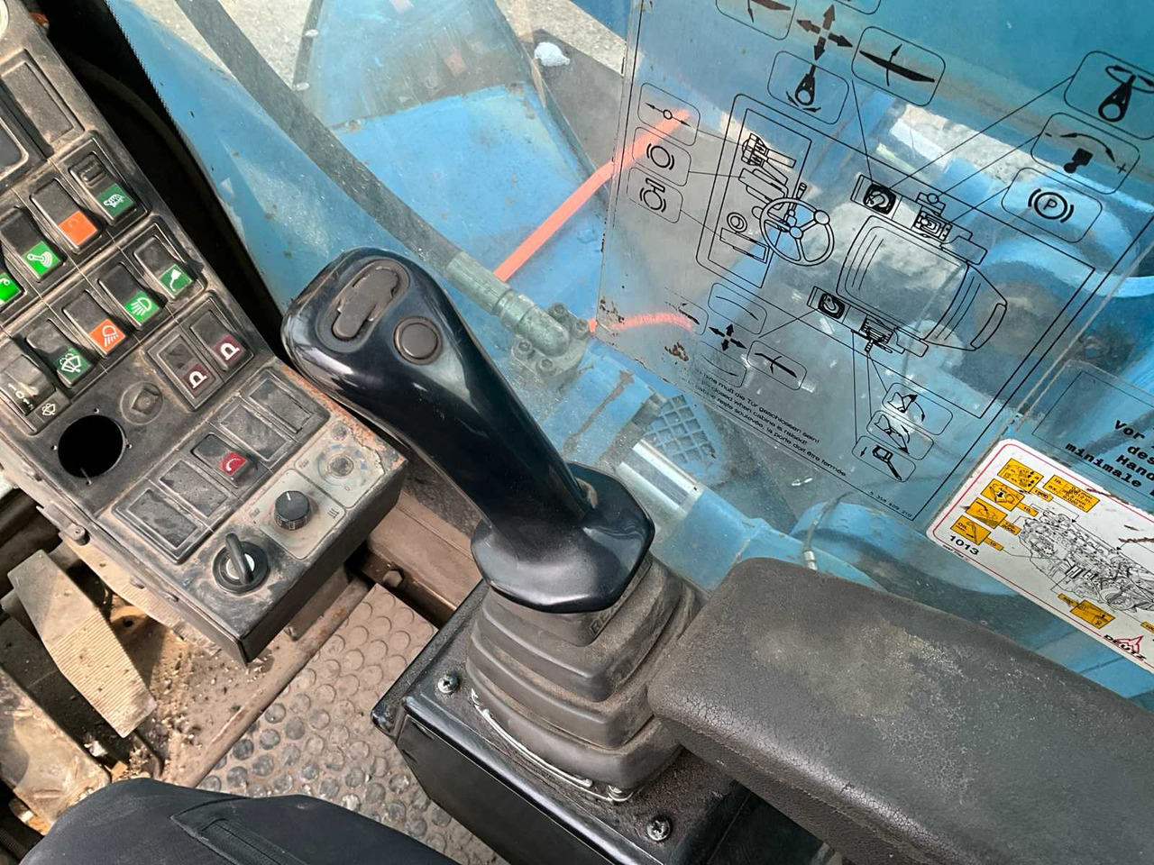 Bager točkaš Fuchs MHL350: slika 26
