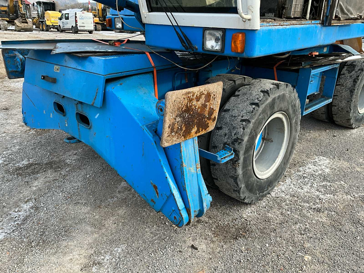 Bager točkaš Fuchs MHL350: slika 13