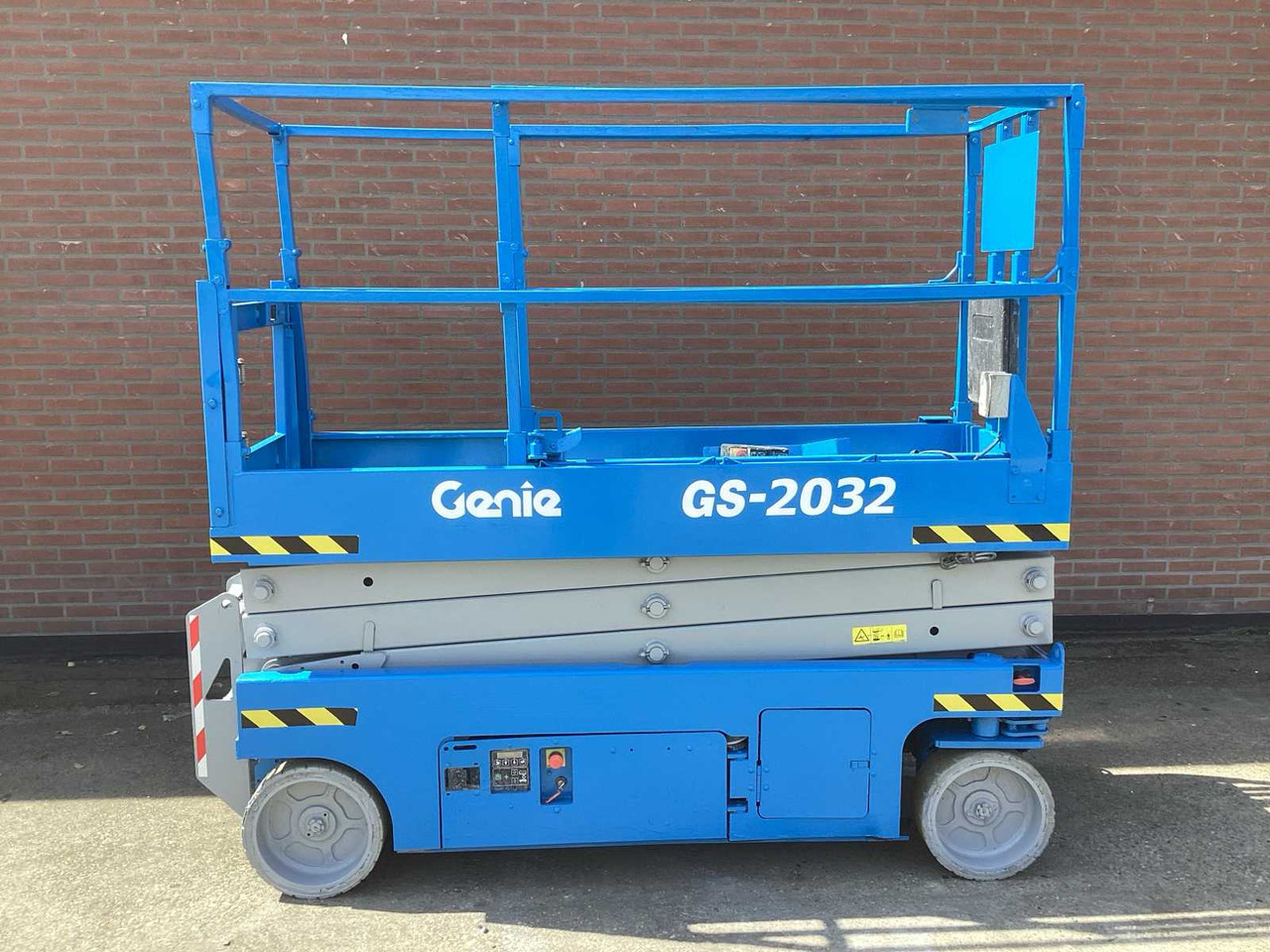 GENIE GS-2032 - Vazdušna platforma: slika 1 GENIE GS-2032 - Vazdušna platforma: slika 1