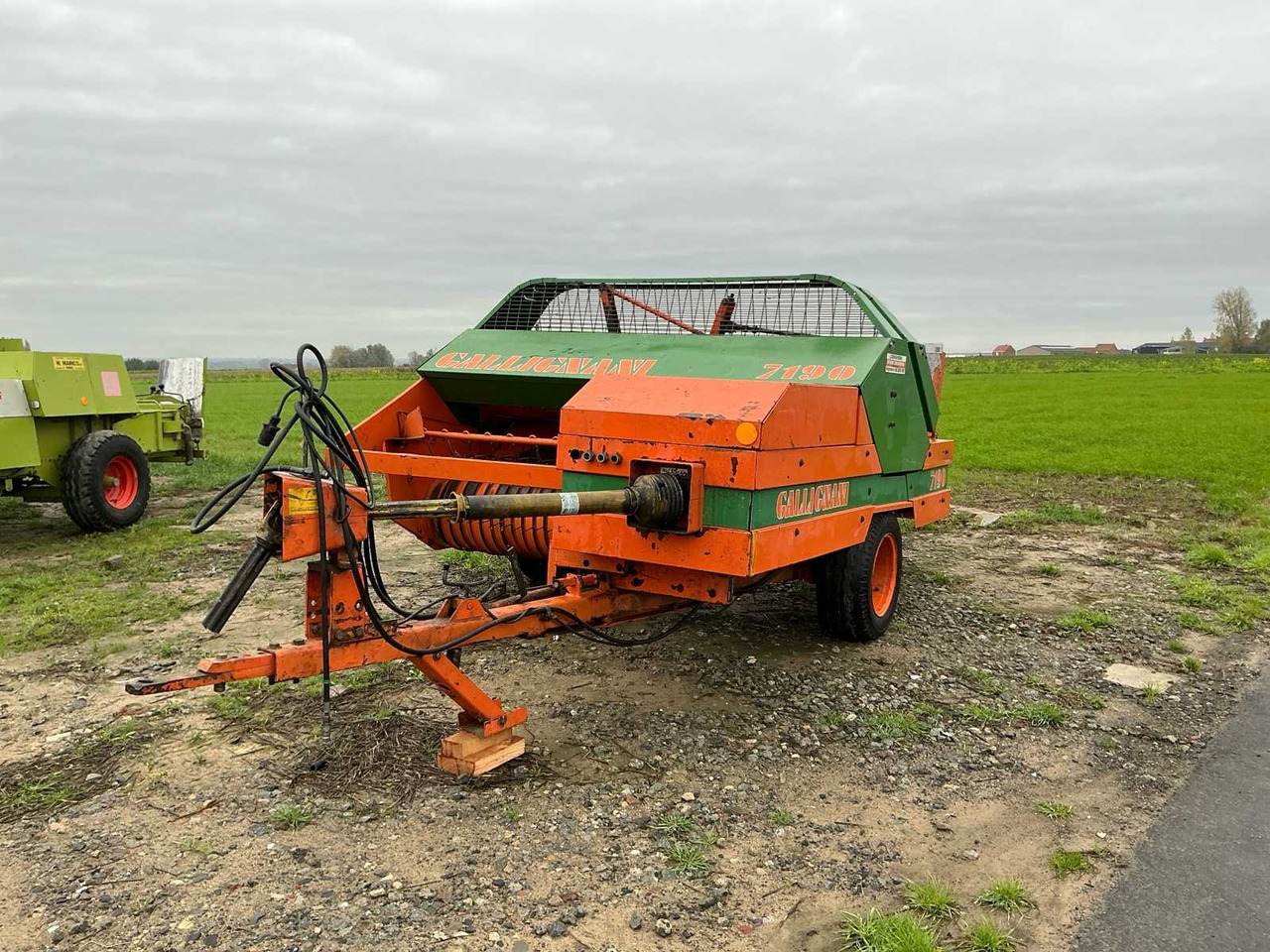 Gallignani 7190 - Balirka za kockaste bale: slika 1 Gallignani 7190 - Balirka za kockaste bale: slika 1