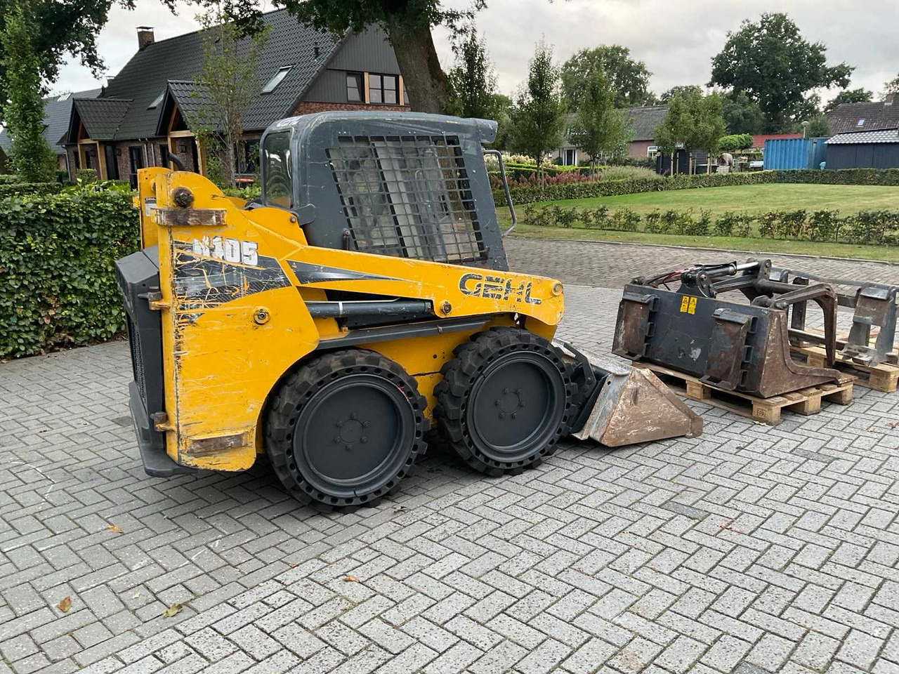 Gehl R105 - Mini utovarivač: slika 5 Gehl R105 - Mini utovarivač: slika 5