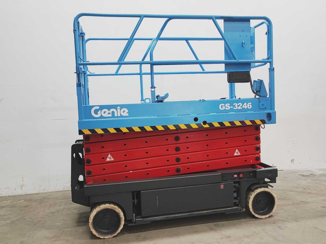 Genie GS-3246 - Vazdušna platforma: slika 2 Genie GS-3246 - Vazdušna platforma: slika 2