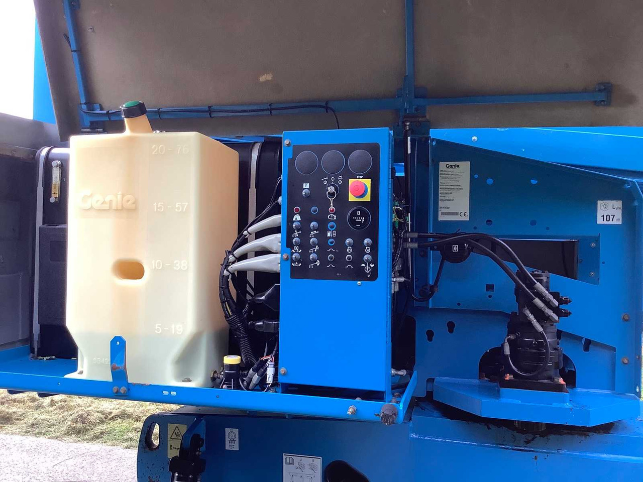 Genie S45 - Vazdušna platforma: slika 5 Genie S45 - Vazdušna platforma: slika 5