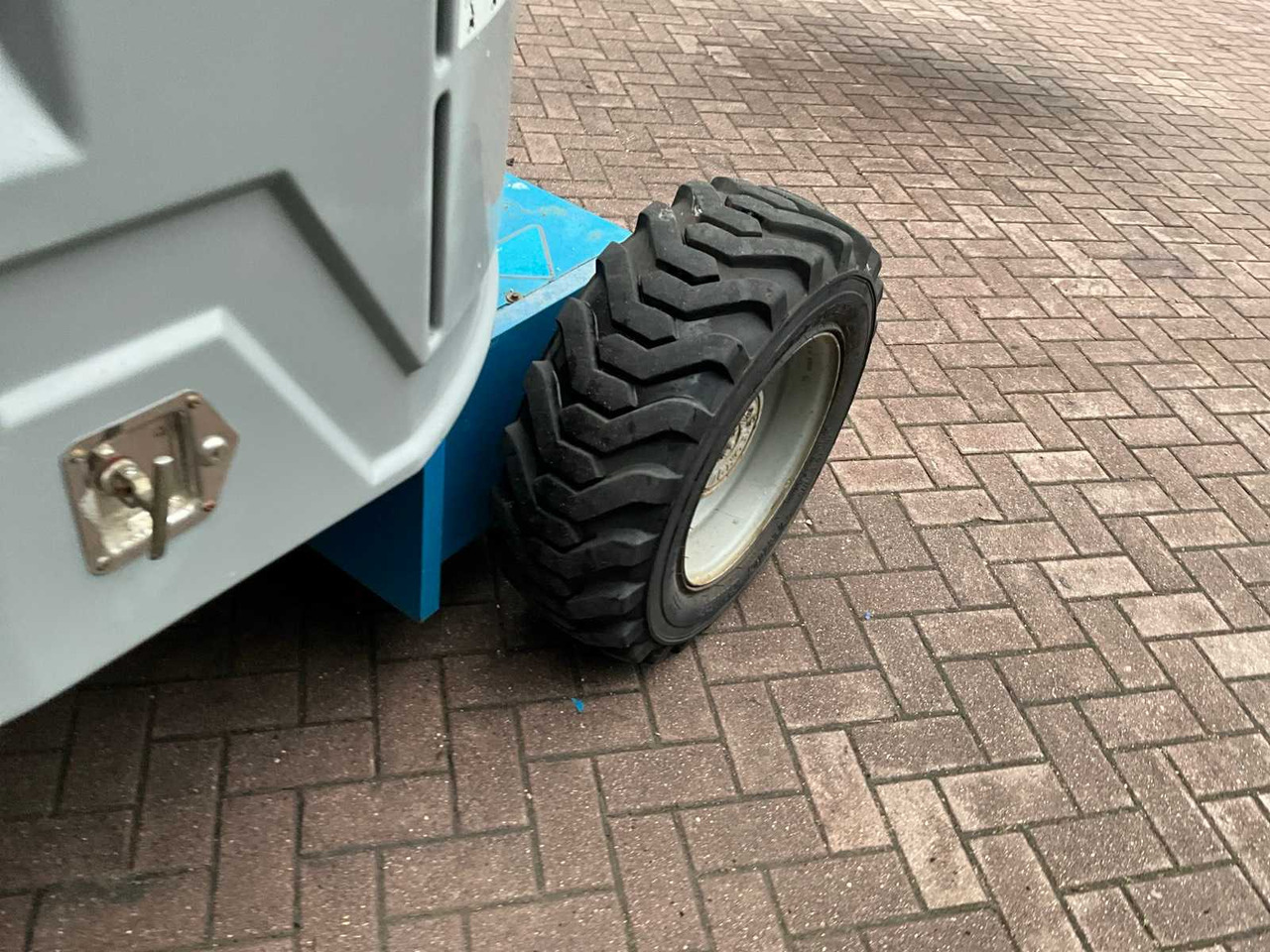 Vazdušna platforma Genie Z-34/22: slika 17 Vazdušna platforma Genie Z-34/22: slika 17