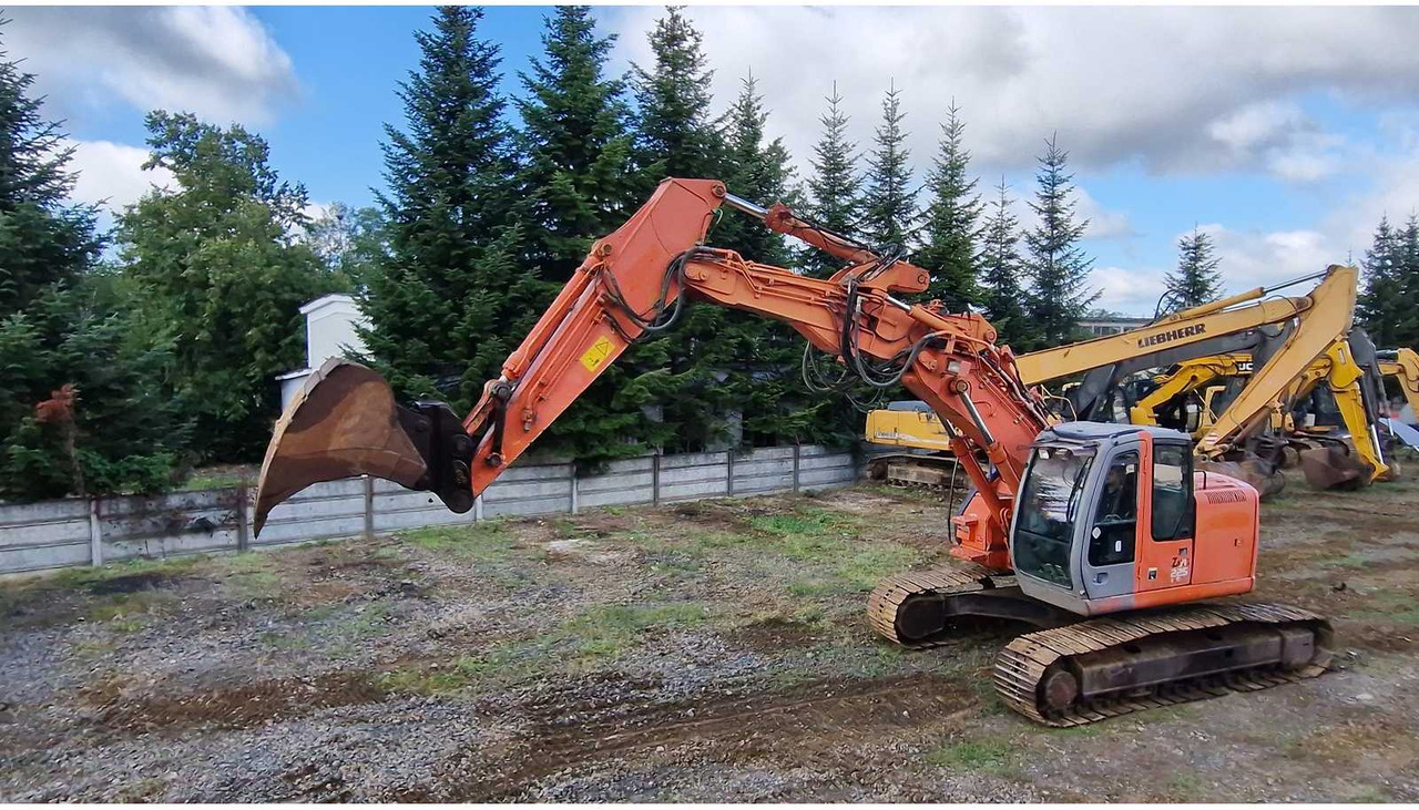 HITACHI ZX225USLC - Bager guseničar: slika 3 HITACHI ZX225USLC - Bager guseničar: slika 3