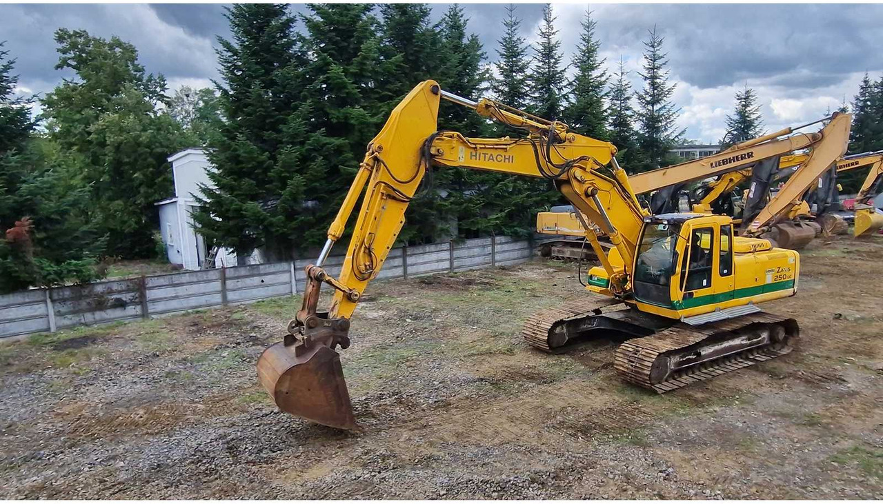 Hitachi ZX250 - Bager guseničar: slika 5 Hitachi ZX250 - Bager guseničar: slika 5