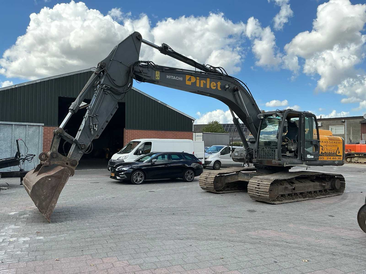 Hitachi ZX250LCN-3 - Bager utovarivač: slika 3 Hitachi ZX250LCN-3 - Bager utovarivač: slika 3