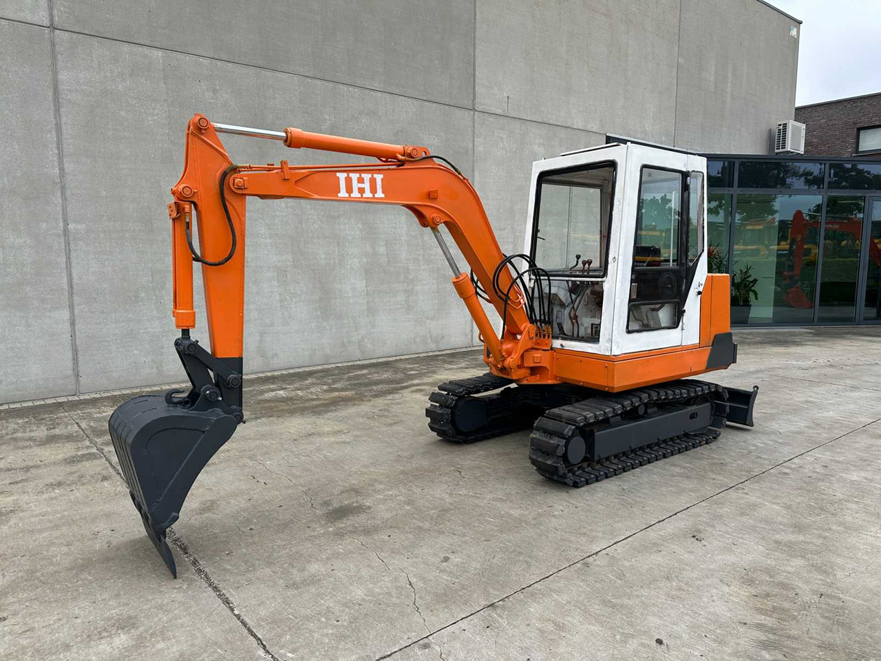 IHI IS-35F2 - Mini bager: slika 1 IHI IS-35F2 - Mini bager: slika 1