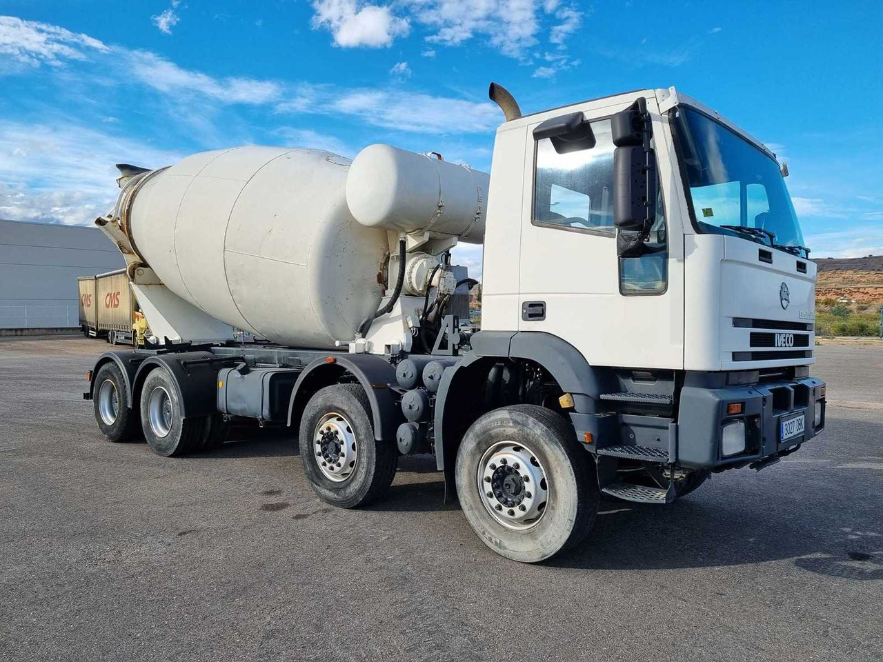 IVECO EUROTRAKKER 380 - Mikser za beton: slika 2 IVECO EUROTRAKKER 380 - Mikser za beton: slika 2