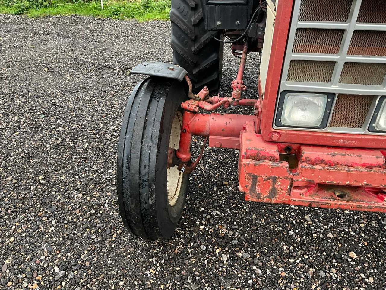 Traktor International 644: slika 13