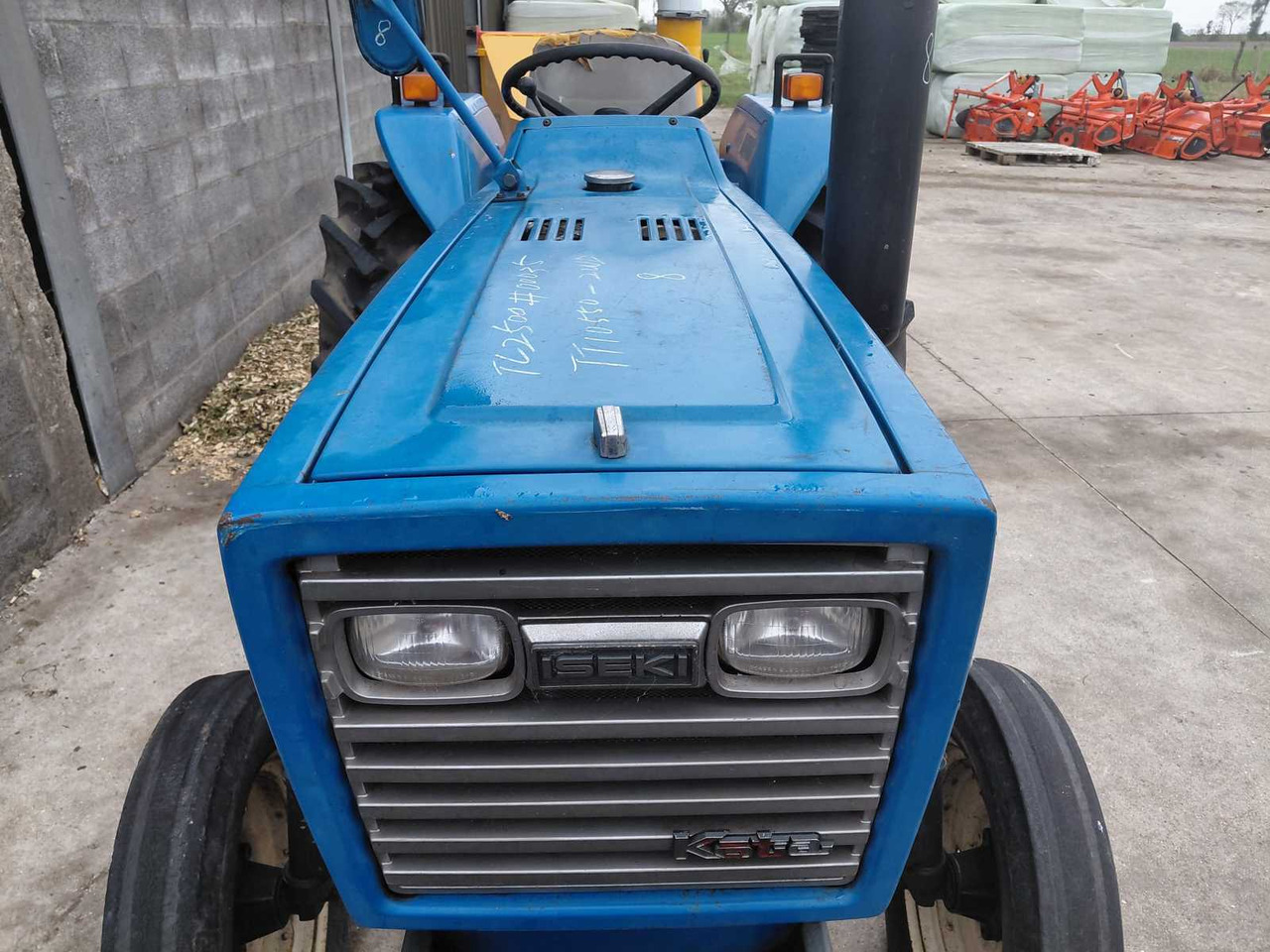 Iseki TL2500 - Mali traktor: slika 2 Iseki TL2500 - Mali traktor: slika 2