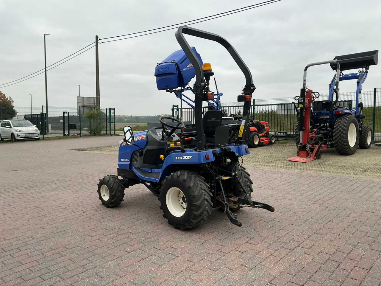 Iseki Txg 237 - Mali traktor: slika 3 Iseki Txg 237 - Mali traktor: slika 3