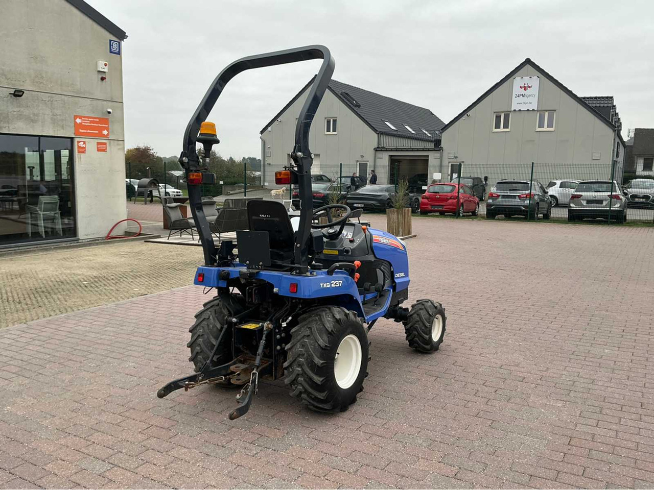 Iseki Txg 237 - Mali traktor: slika 5 Iseki Txg 237 - Mali traktor: slika 5
