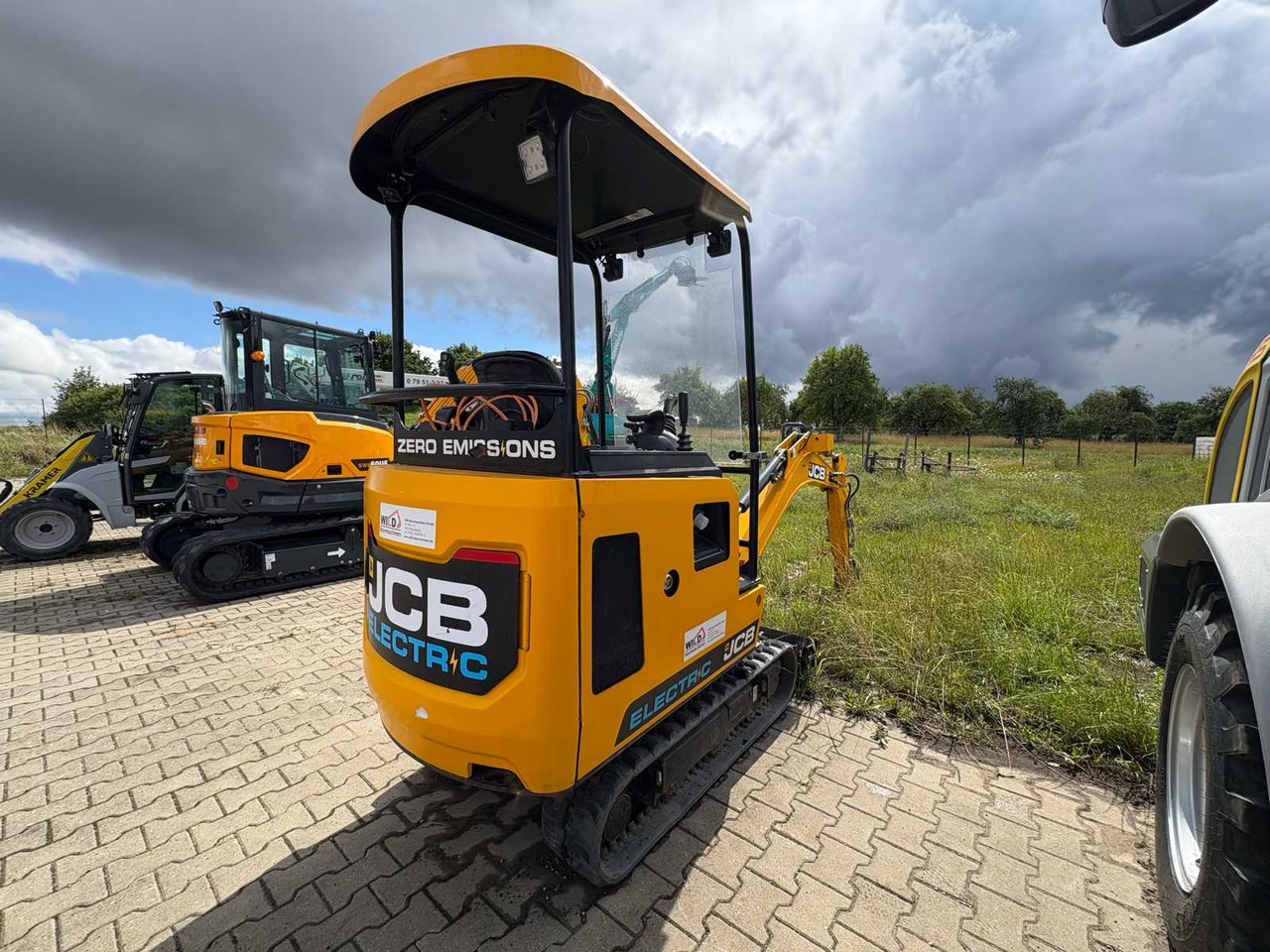JCB 19C-1 E - Mini bager: slika 4 JCB 19C-1 E - Mini bager: slika 4