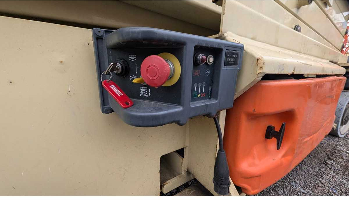 JLG JLG - 2646ES - AERIAL WORK PLATFORMS (NO. 28199) - 2007 - Vazdušna platforma: slika 5 JLG JLG - 2646ES - AERIAL WORK PLATFORMS (NO. 28199) - 2007 - Vazdušna platforma: slika 5