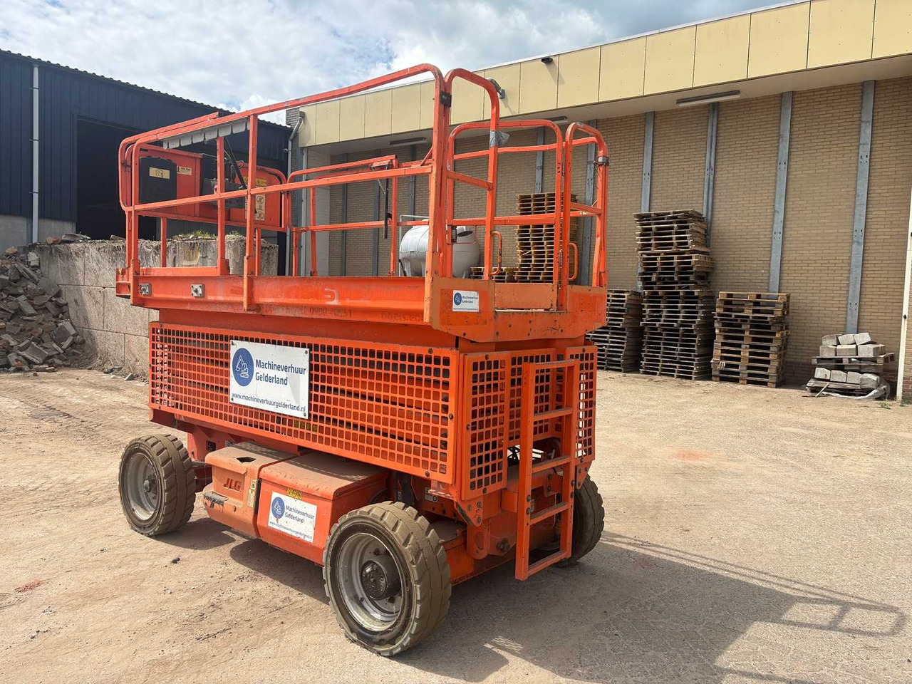 JLG JLG - 3369LE - AERIAL PLATFORM - Vazdušna platforma: slika 2 JLG JLG - 3369LE - AERIAL PLATFORM - Vazdušna platforma: slika 2