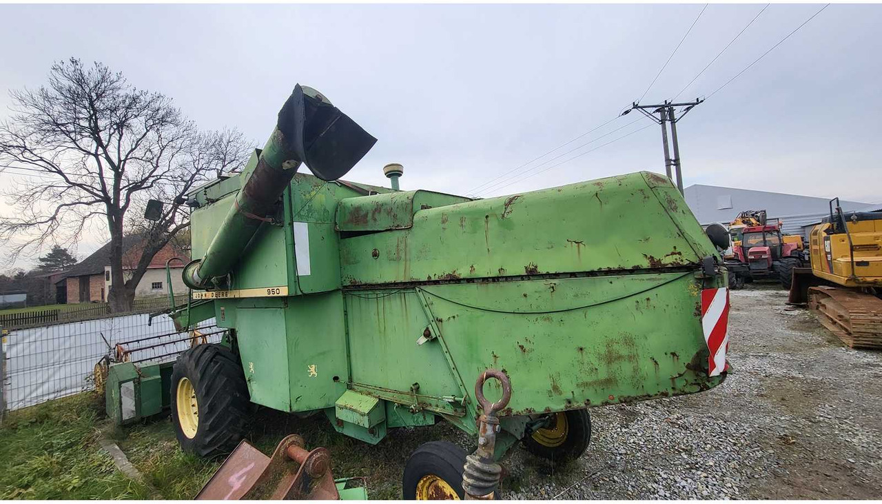 JOHN DEERE 950 COMBINE HARVESTER - Kombinovani kombajn: slika 4 JOHN DEERE 950 COMBINE HARVESTER - Kombinovani kombajn: slika 4