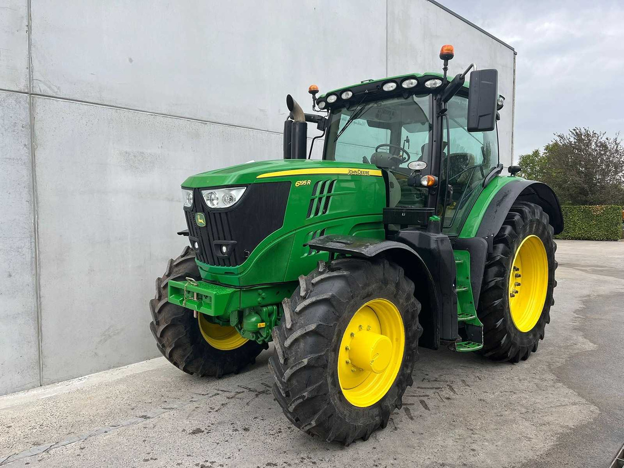 John Deere 6195R - Traktor: slika 3 John Deere 6195R - Traktor: slika 3
