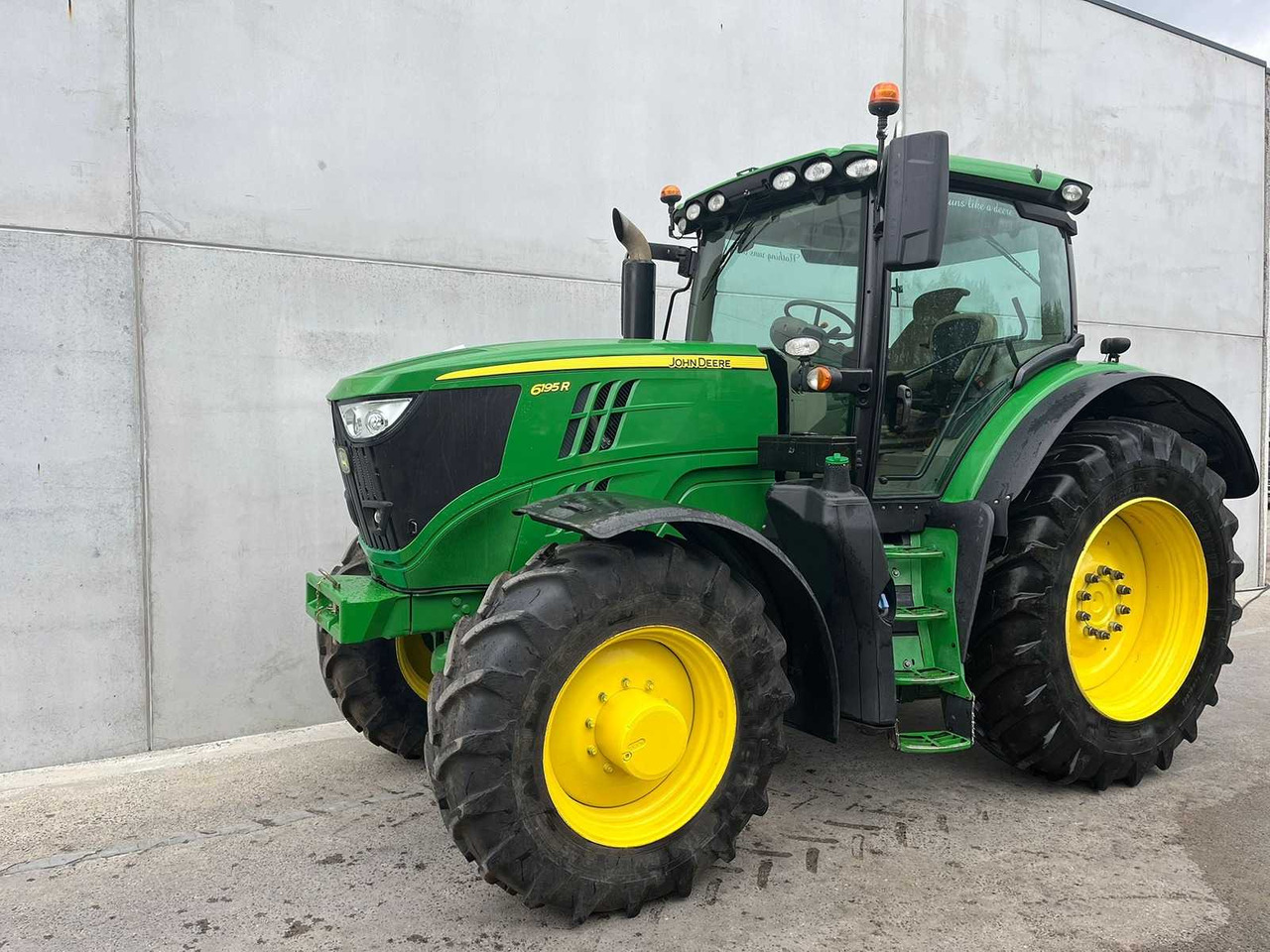 John Deere 6195R - Traktor: slika 2 John Deere 6195R - Traktor: slika 2