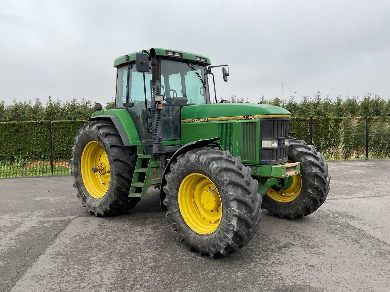 John Deere 7800 - Traktor: slika 1 John Deere 7800 - Traktor: slika 1