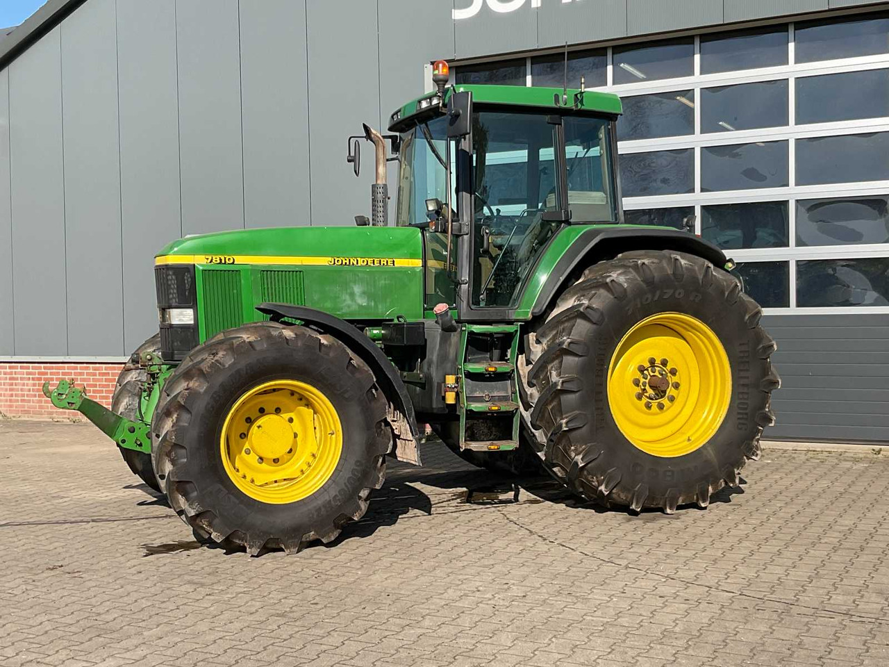 John Deere 7810 - Traktor: slika 3 John Deere 7810 - Traktor: slika 3