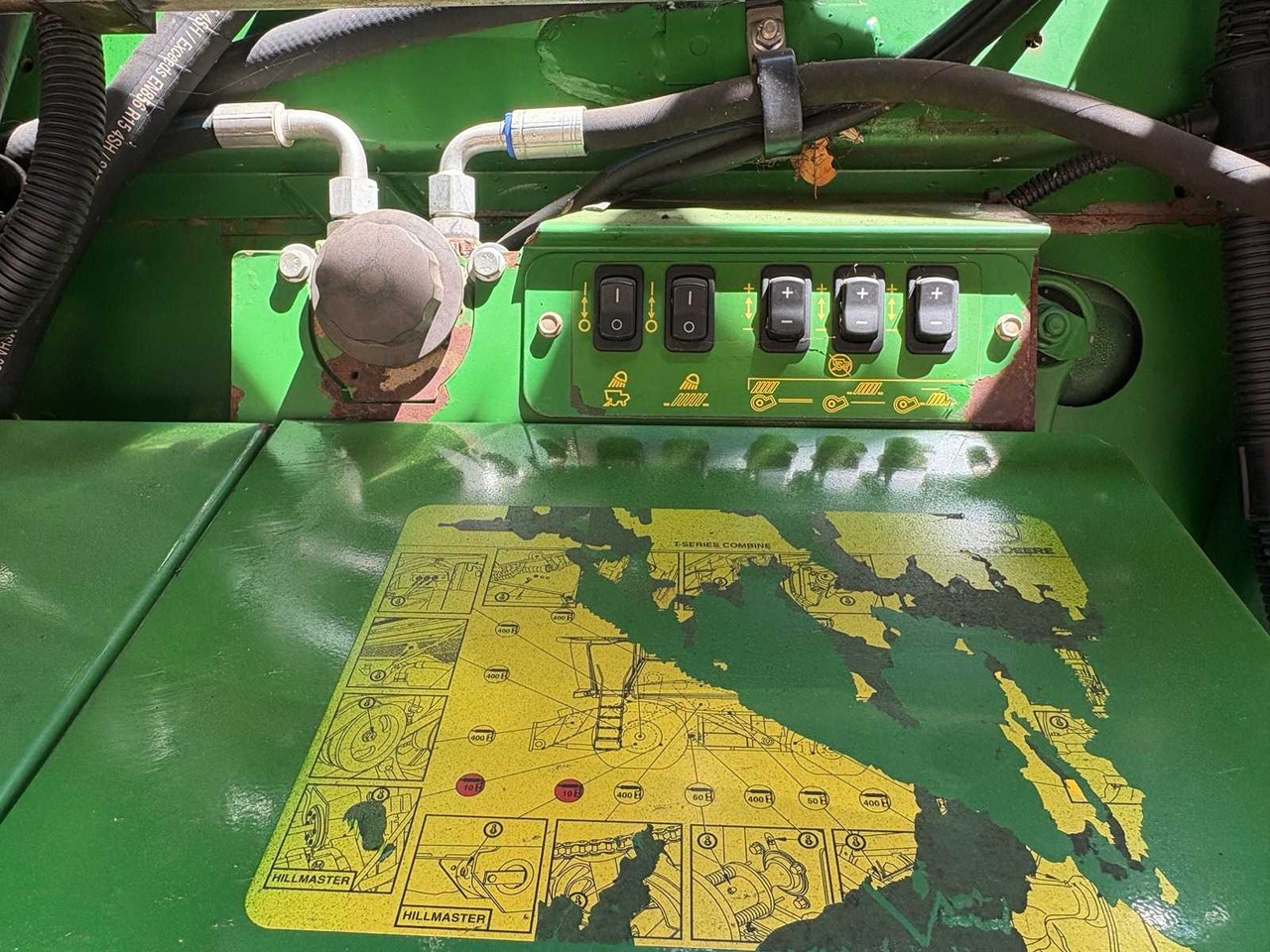 John Deere T670 - Kombinovani kombajn: slika 5 John Deere T670 - Kombinovani kombajn: slika 5