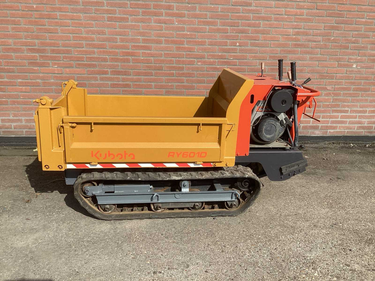 KUBOTA 2012 KUBOTA RY 601 D DUMPER - Kiper: slika 1 KUBOTA 2012 KUBOTA RY 601 D DUMPER - Kiper: slika 1