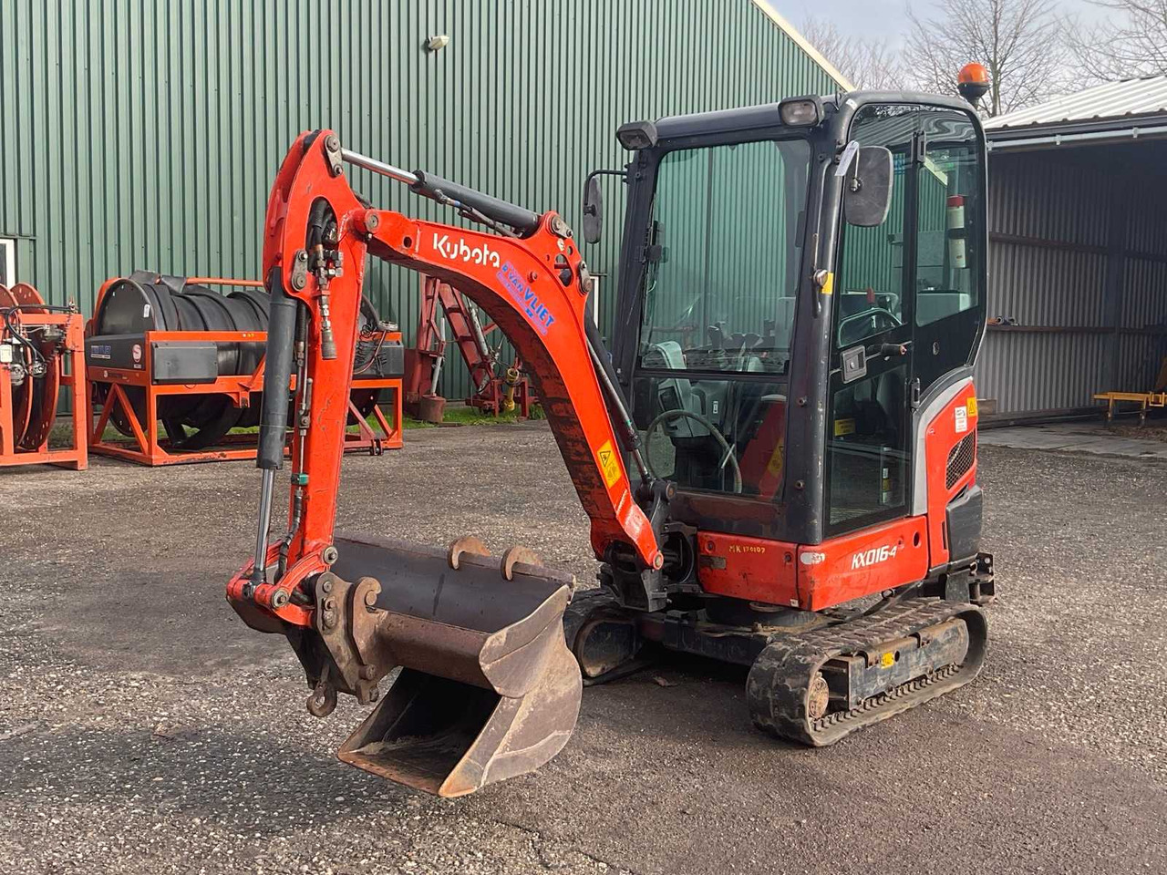 KUBOTA MINI EXCAVATOR - Mini bager: slika 1 KUBOTA MINI EXCAVATOR - Mini bager: slika 1