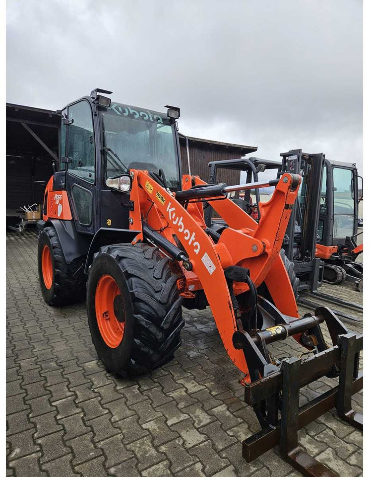 KUBOTA - R065 - WHELL LOADER - 2017 - Utovarivač točkaš: slika 1 KUBOTA - R065 - WHELL LOADER - 2017 - Utovarivač točkaš: slika 1