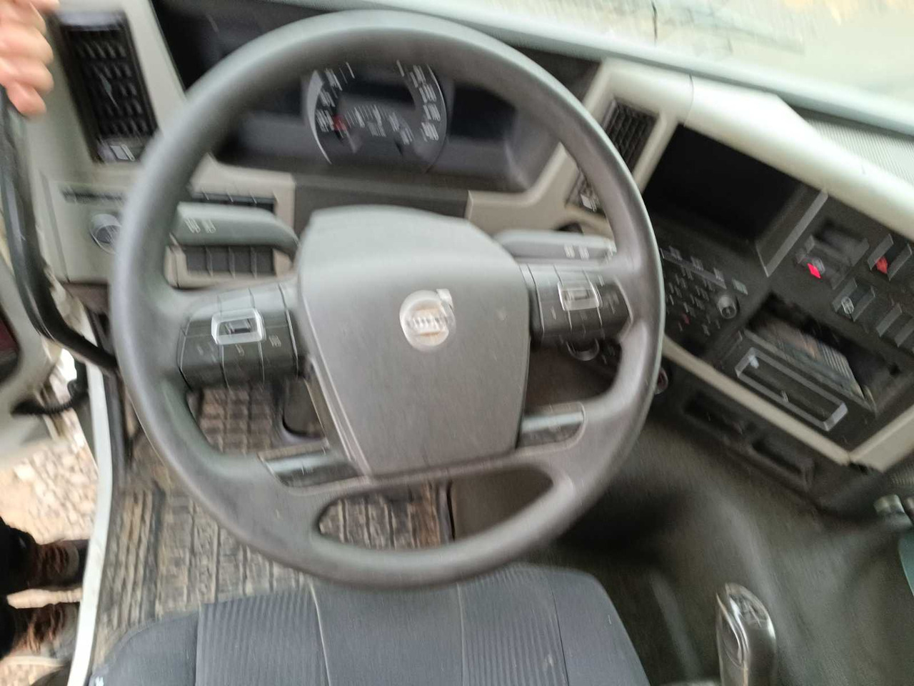 Kamion VOLVO FM 450 TRUCK: slika 12