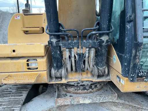 Bager guseničar Komatsu 323D: slika 15