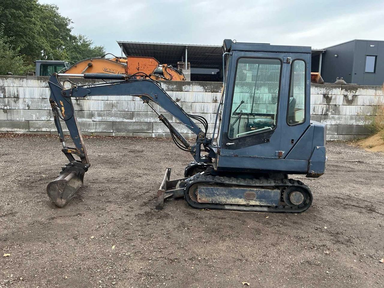 Komatsu PC 10-6 - Mini bager: slika 2 Komatsu PC 10-6 - Mini bager: slika 2