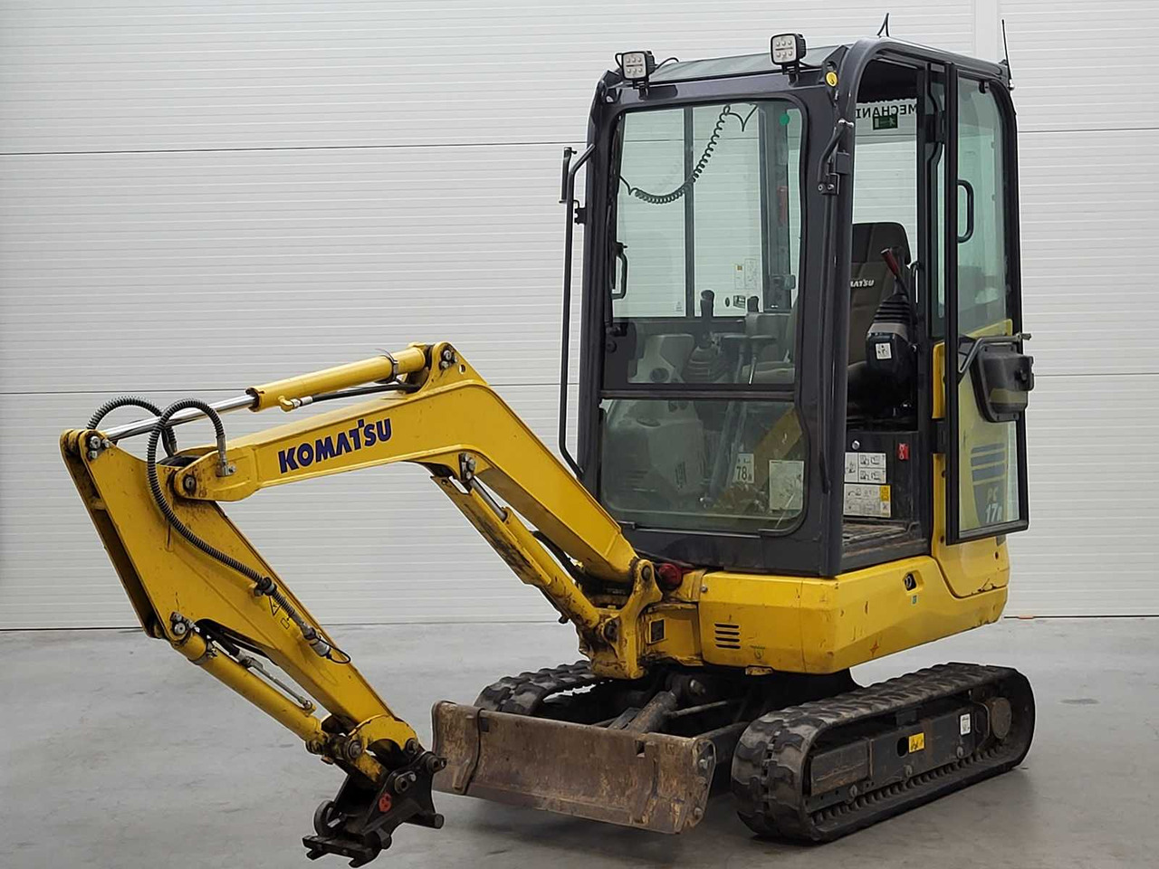 Komatsu PC 17R-S - Mini bager: slika 1 Komatsu PC 17R-S - Mini bager: slika 1